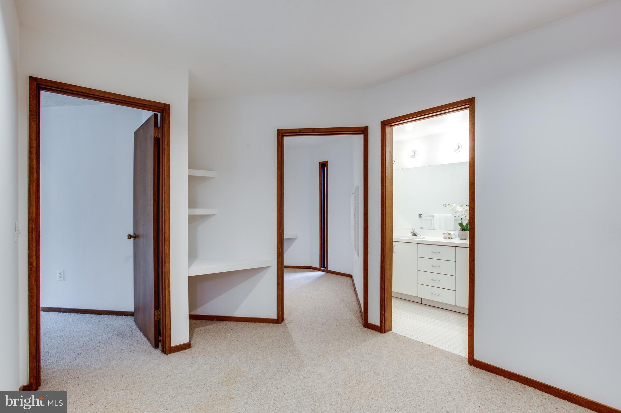 9441 Rabbit Hill Road Great Falls, VA 22066 - Photo 60 of 100