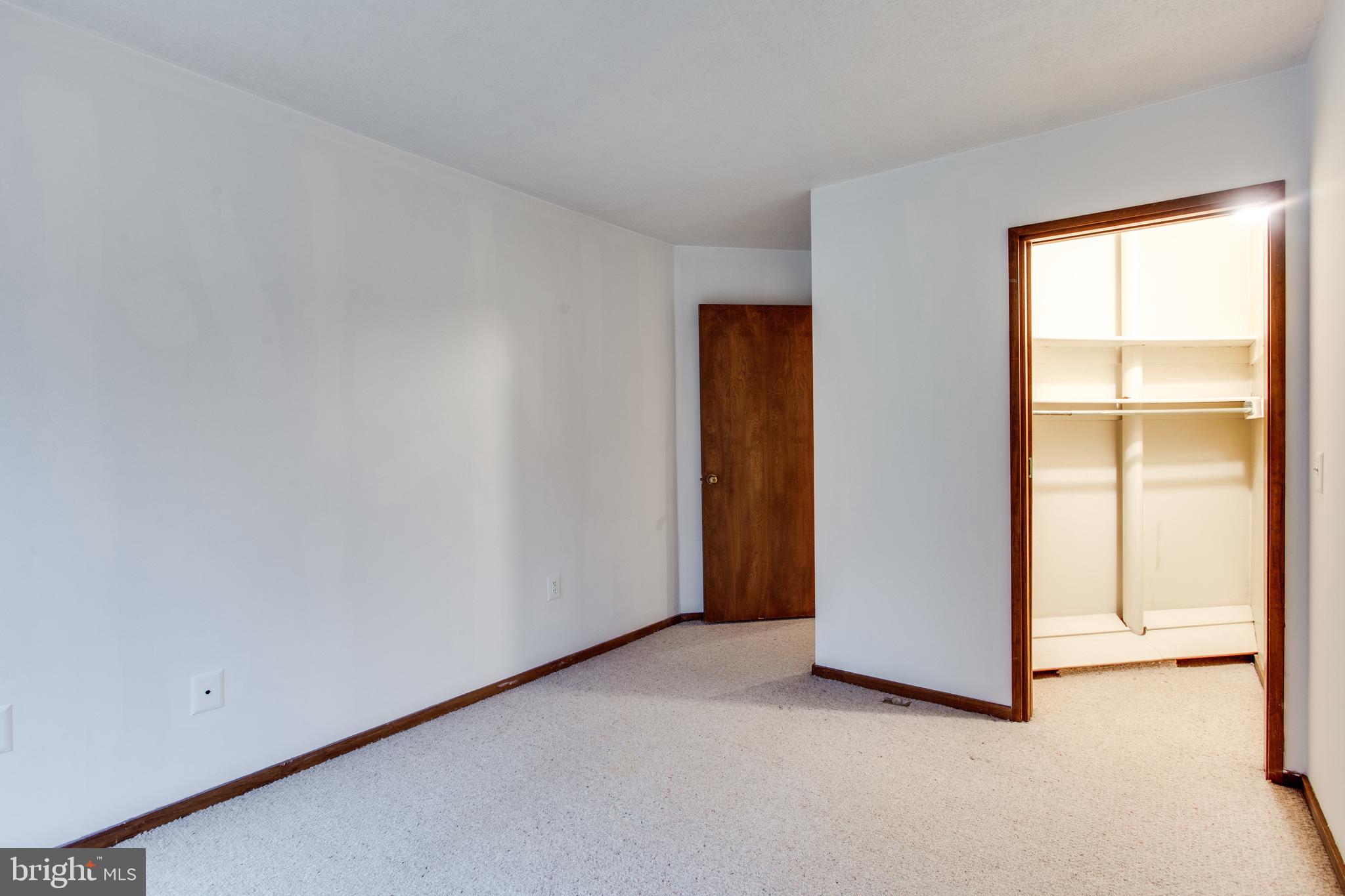 9441 Rabbit Hill Road Great Falls, VA 22066 - Photo 65 of 100