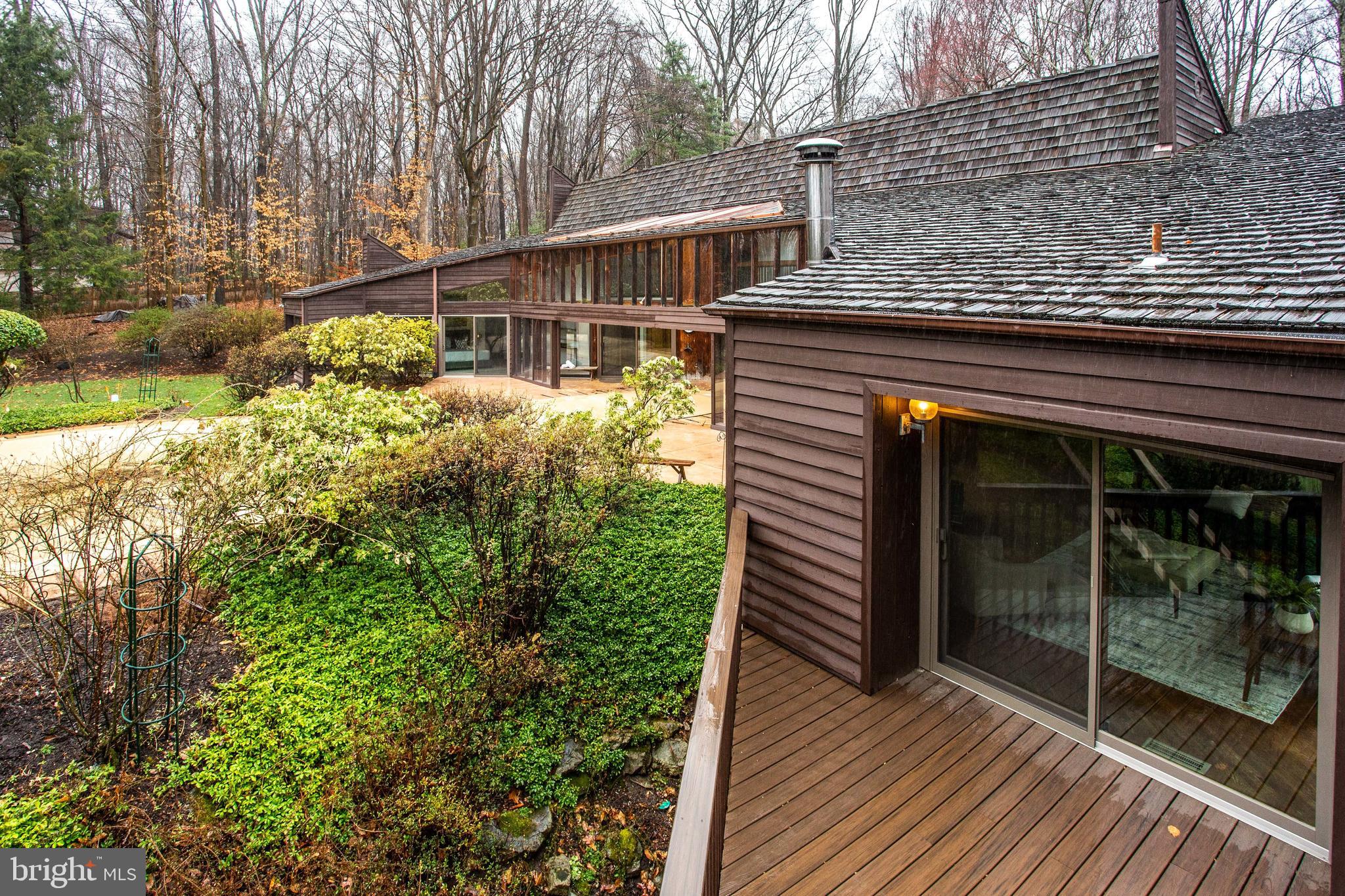 9441 Rabbit Hill Road Great Falls, VA 22066 - Photo 89 of 100