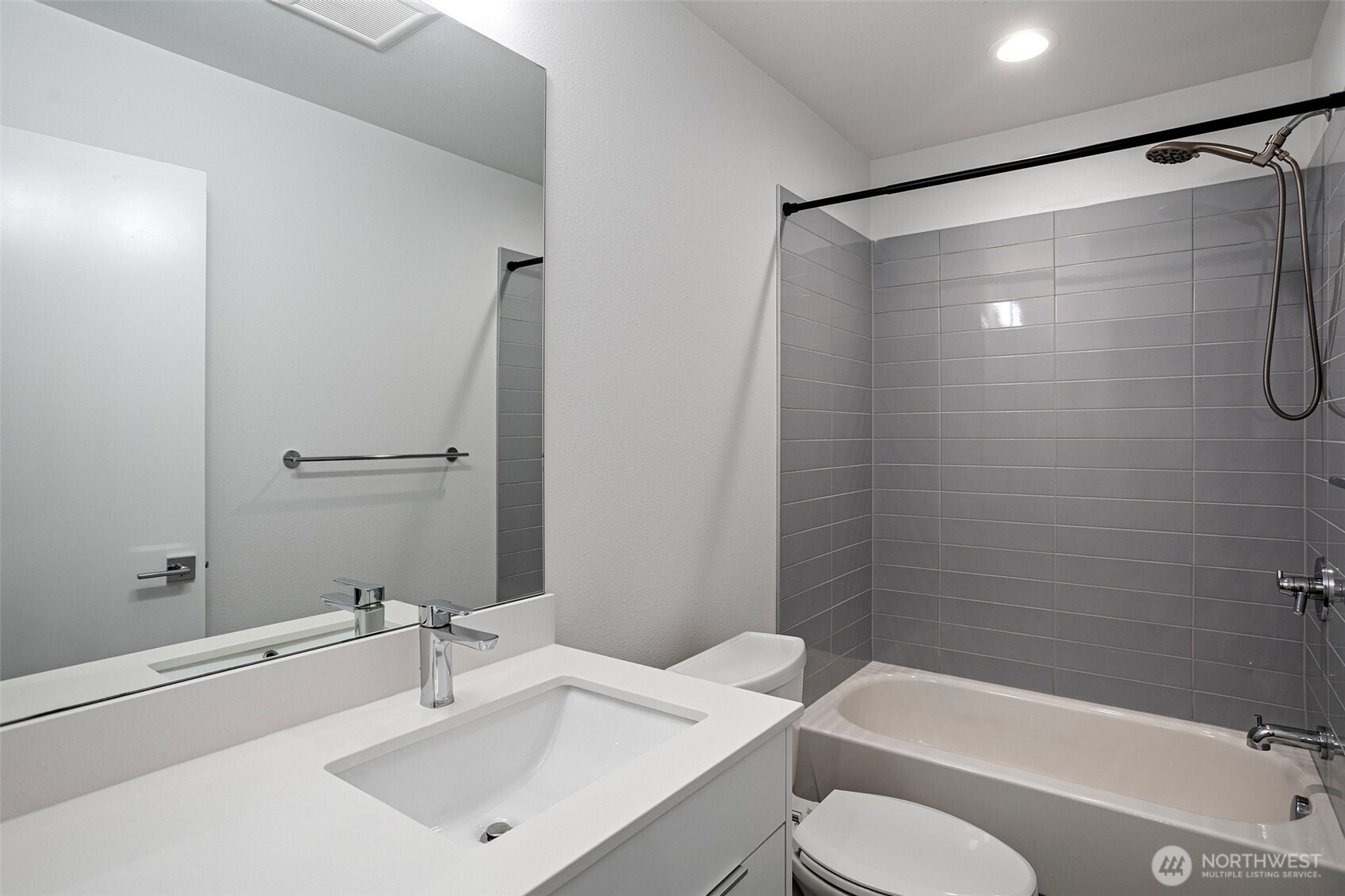 604 Northwest 77th Street, Unit D Seattle, WA 98117 - Photo 11 of 30