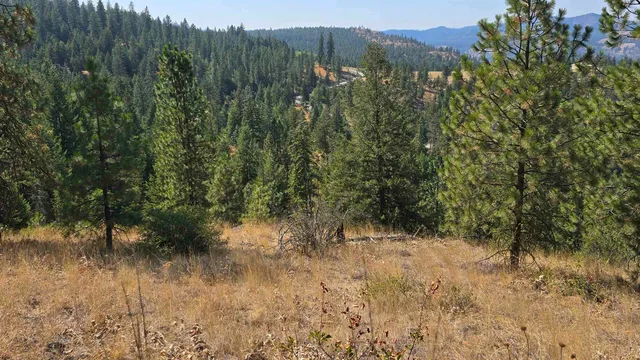 $185,000 | 6237 Beach Tracks Way, Fruitland, WA 99129