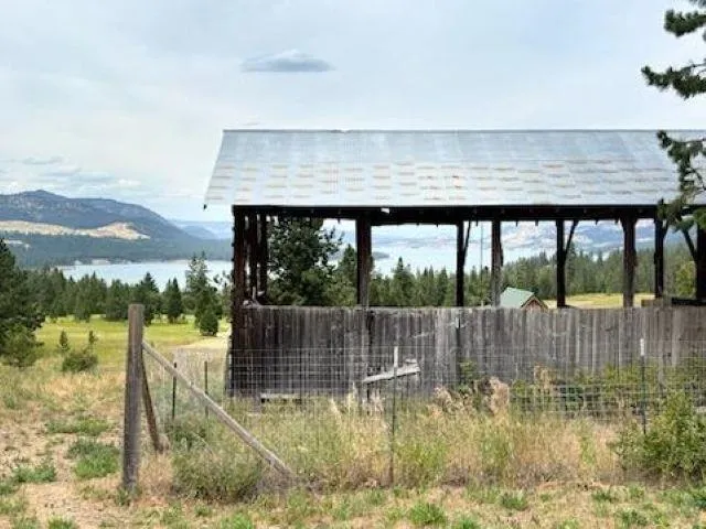 $185,000 | 6237 Beach Tracks Way, Fruitland, WA 99129