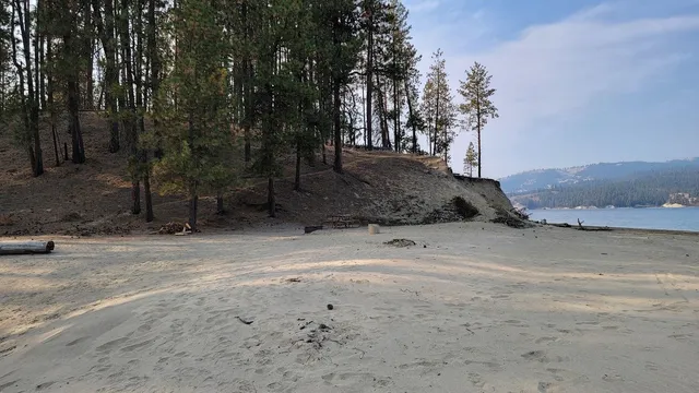 $185,000 | 6237 Beach Tracks Way, Fruitland, WA 99129