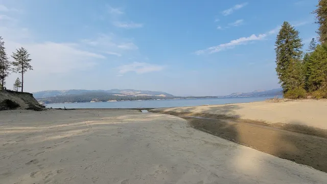 $185,000 | 6237 Beach Tracks Way, Fruitland, WA 99129