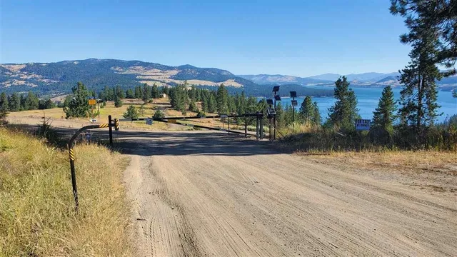 $185,000 | 6237 Beach Tracks Way, Fruitland, WA 99129