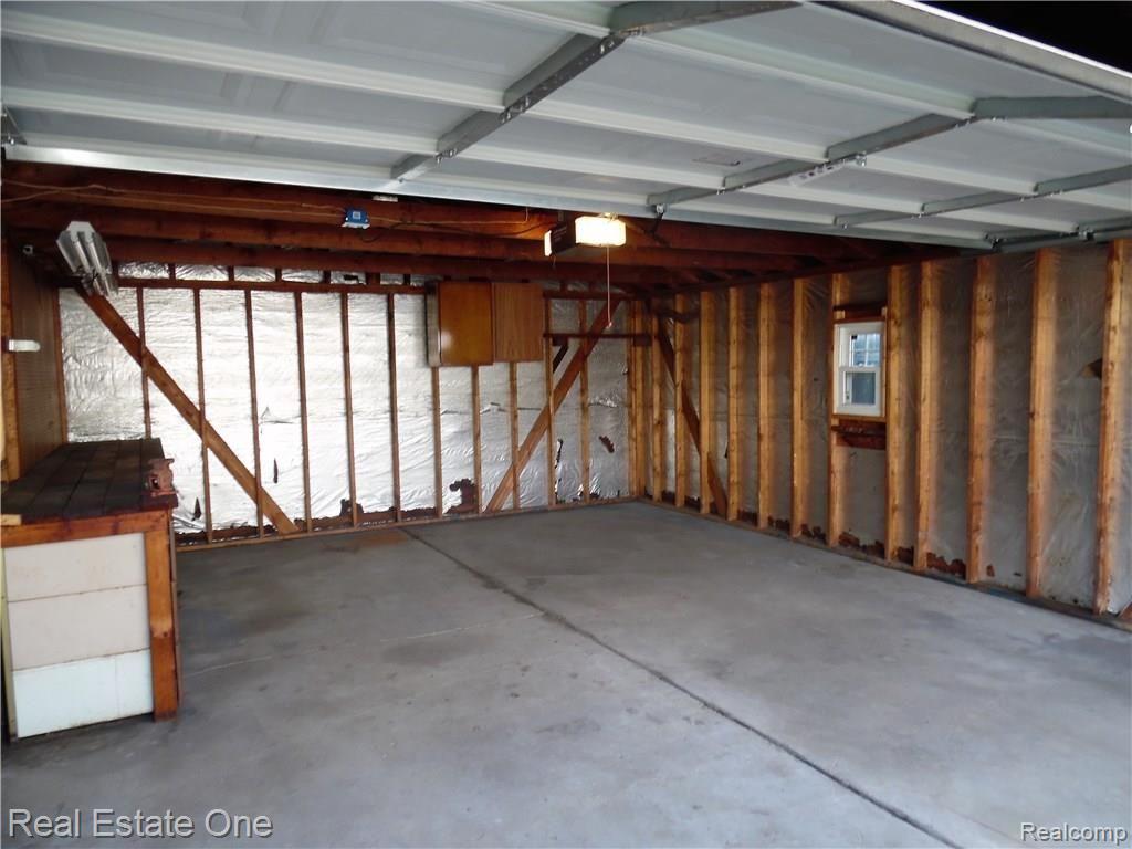 14660 Beech Daly Road Taylor, MI 48180 - Photo 26 of 28 SAM_0786.JPG