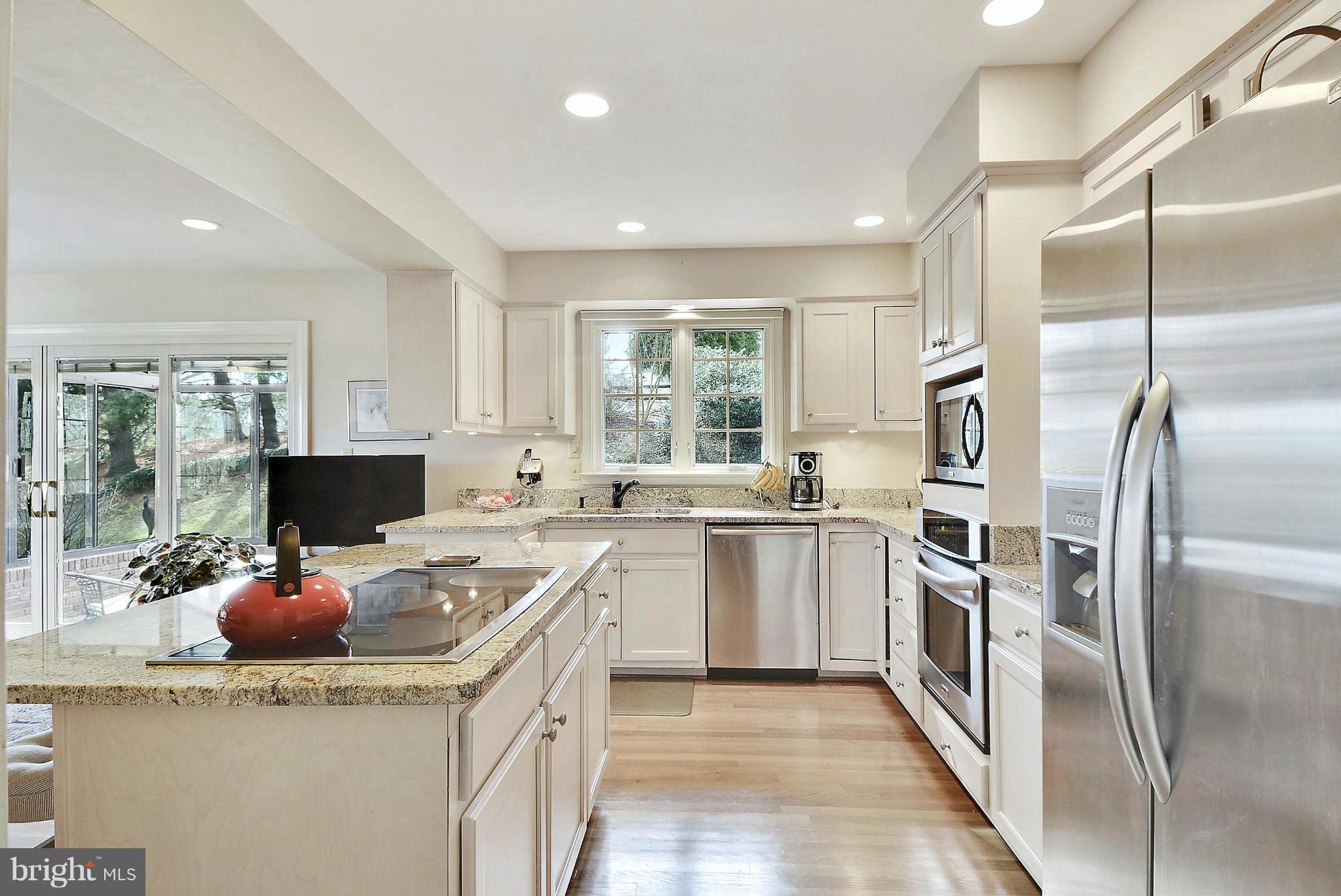 230 Providence Road Annapolis, MD 21409 - Photo 4 of 30 Updated Kitchen