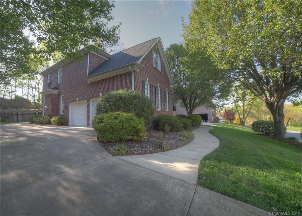 121 Canterbury Crossing, Unit 28 Fort Mill, SC 29708 - Photo 25 of 31 Gallery Image 25