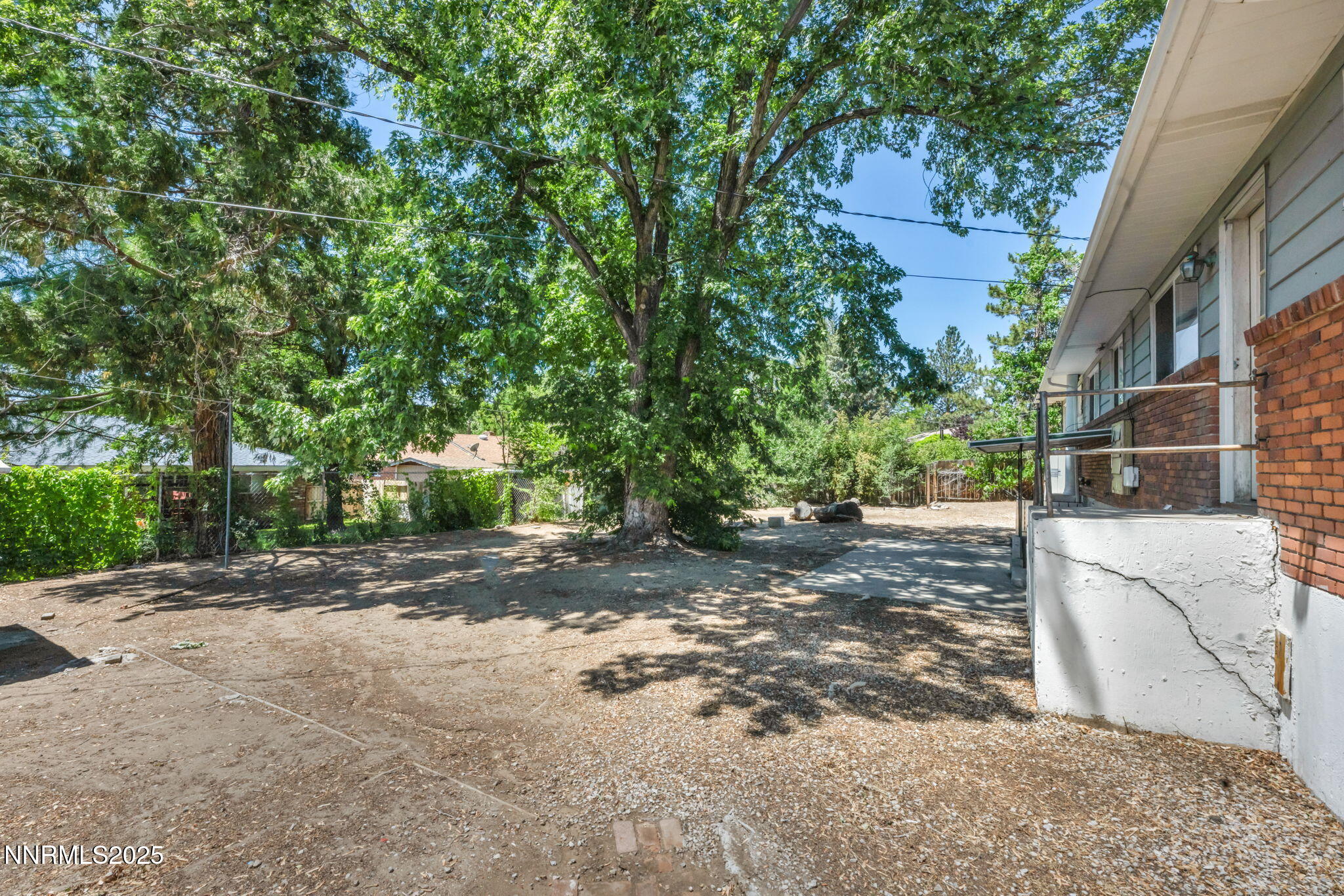 840 Brookfield Drive Reno, NV 89503 - Photo 41 of 42 a view of a yard with plants and trees