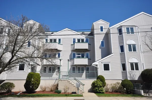 $599,900 | 618 Boston Avenue, Unit 4A, Medford, MA 02155