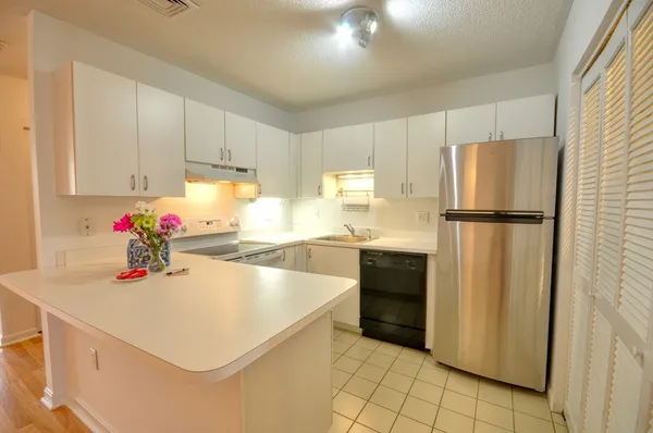 $599,900 | 618 Boston Avenue, Unit 4A, Medford, MA 02155
