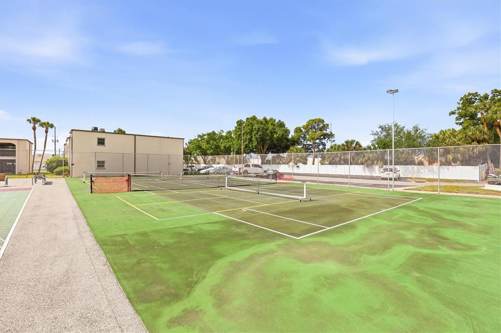 7701 Starkey Road, Unit 412 Seminole, FL 33777 - Photo 26 of 42