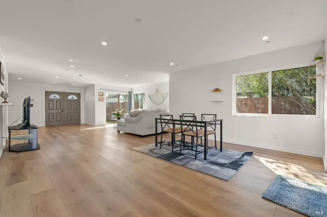 $1,200,000 | 1642 Dune Point Court, Discovery Bay, CA 94505