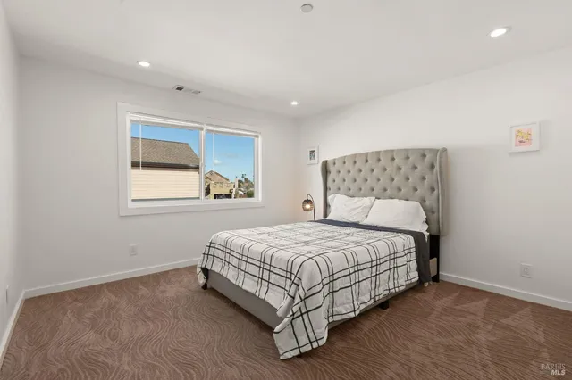 $1,200,000 | 1642 Dune Point Court, Discovery Bay, CA 94505