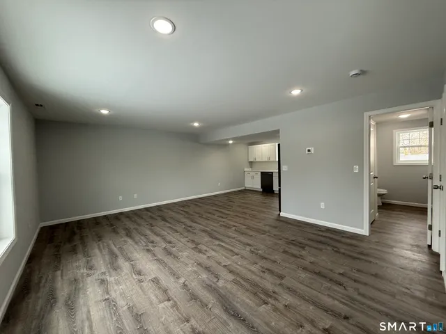 $2,750 | 96 Collis Street, West Haven, CT 06516