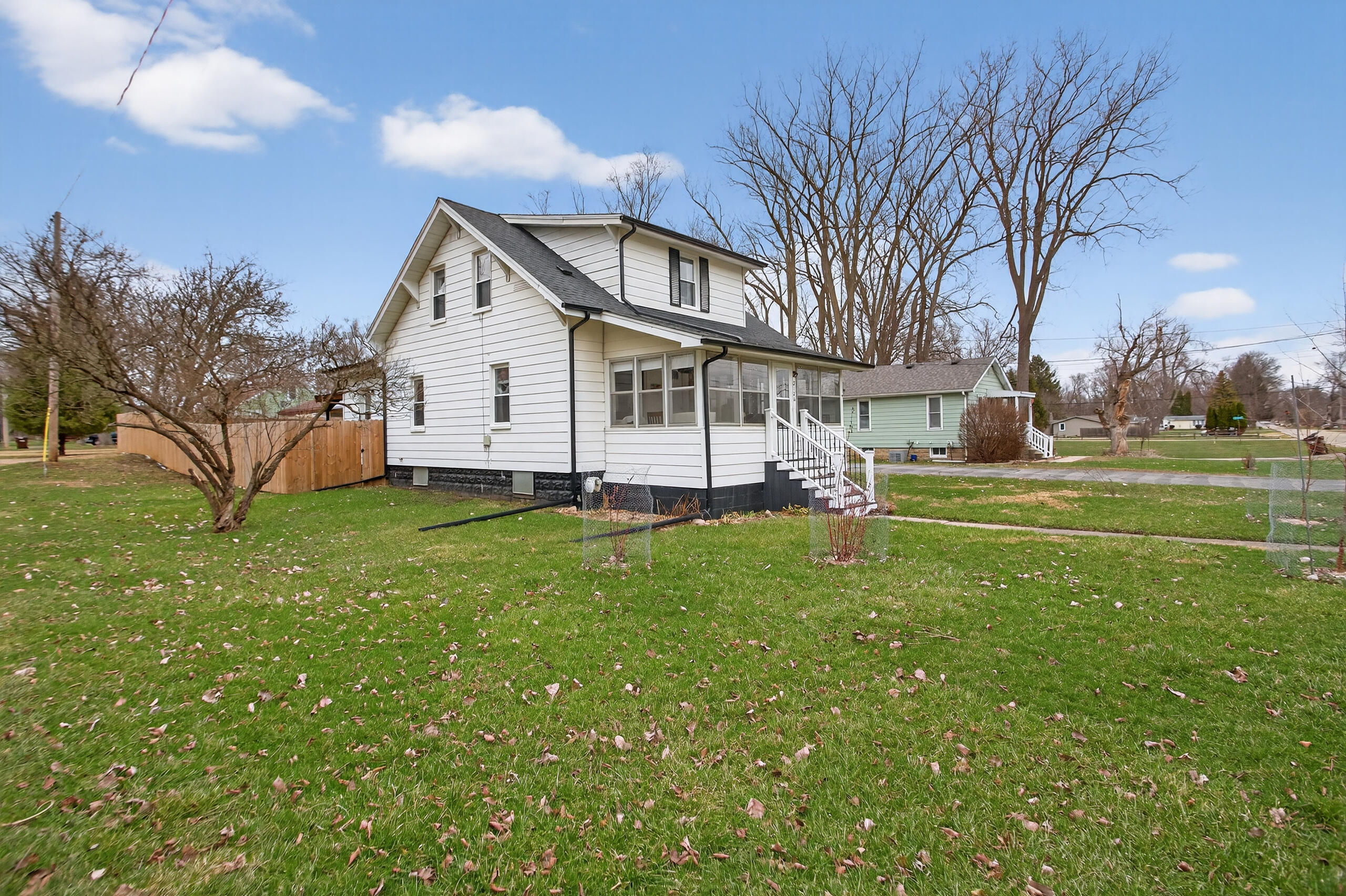 2126 West Franklin Street Jackson, MI 49203 - Photo 4 of 52 IMG_7162