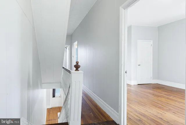 $240,000 | 244 East High Street, Womelsdorf, PA 19567