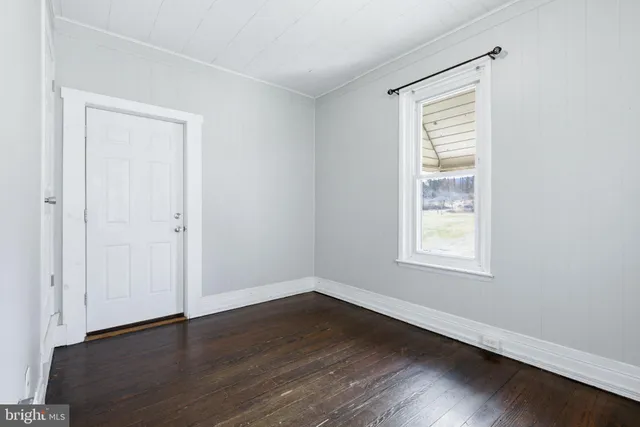 $240,000 | 244 East High Street, Womelsdorf, PA 19567