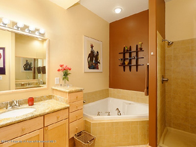 110 Gateway Road Snowmass, CO 81654 - Photo 7 of 16 Master Bath