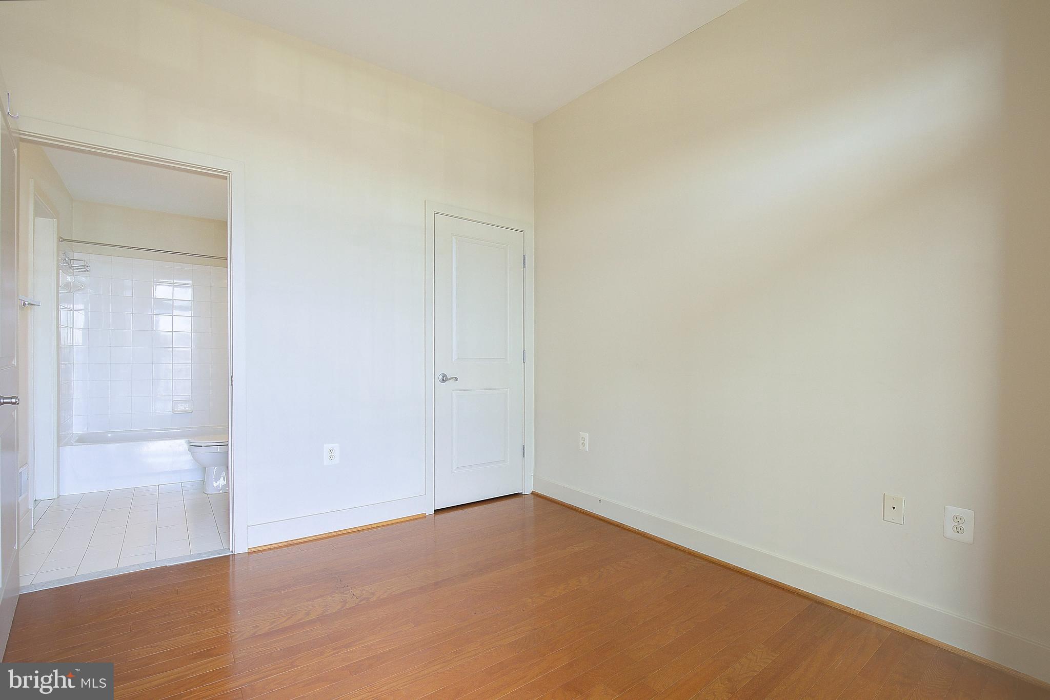 1500 Thames Street, Unit 203 Baltimore, MD 21231 - Photo 12 of 23