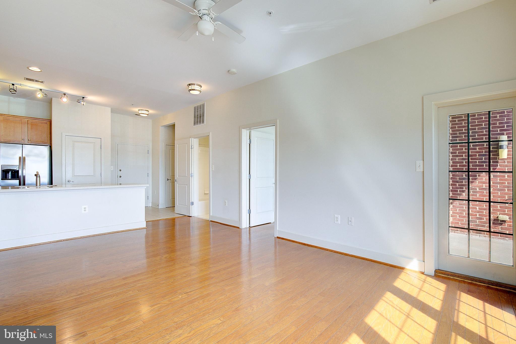 1500 Thames Street, Unit 203 Baltimore, MD 21231 - Photo 8 of 23