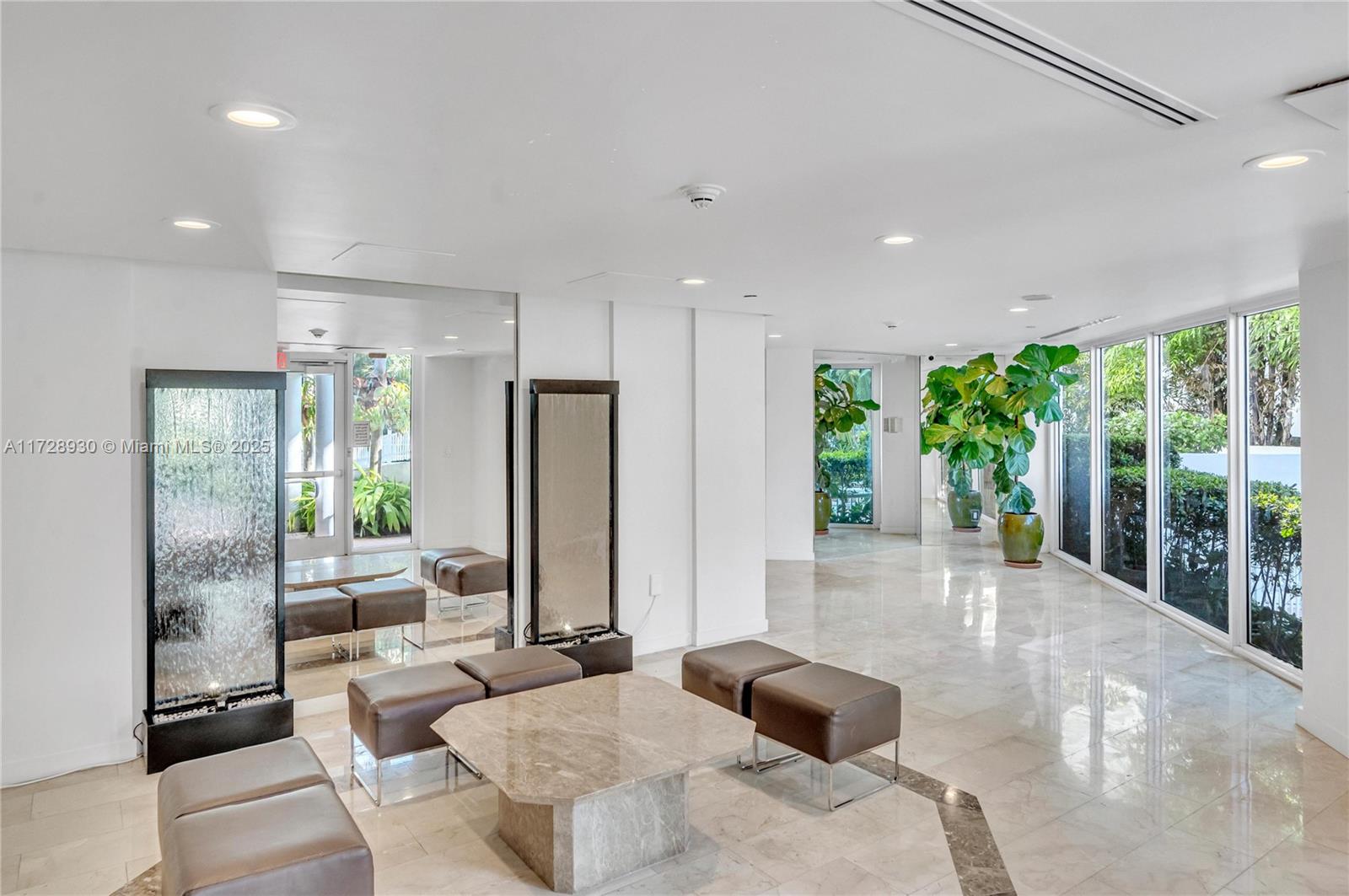 1621 Bay Road, Unit 508 Miami Beach, FL 33139 - Photo 16 of 20