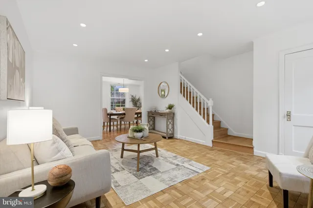 $449,000 | 1415 South Edgewood Street, Unit 458, Arlington, VA 22204