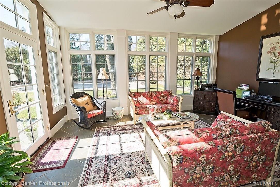 601 North Glengarry Road Bloomfield Hills, MI 48301 - Photo 19 of 63 592A1780.jpg