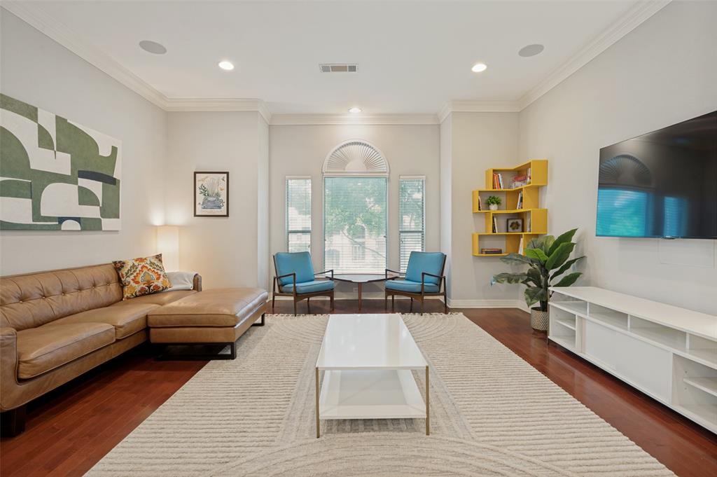 2205 Canton Street, Unit 105 Dallas, TX 75201 - Photo 11 of 38