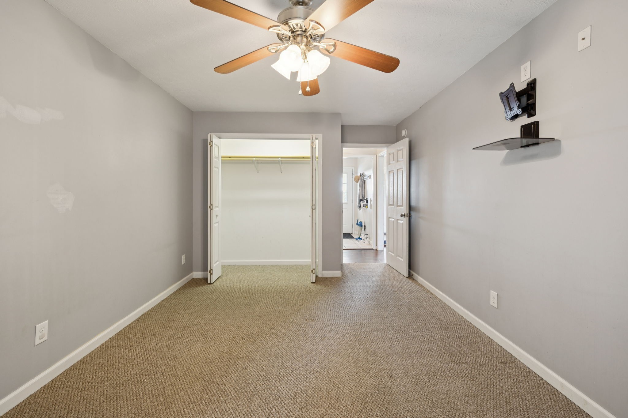 800 Williams Road Lafayette, TN 37083 - Photo 20 of 49 wooden floor in an empty room
