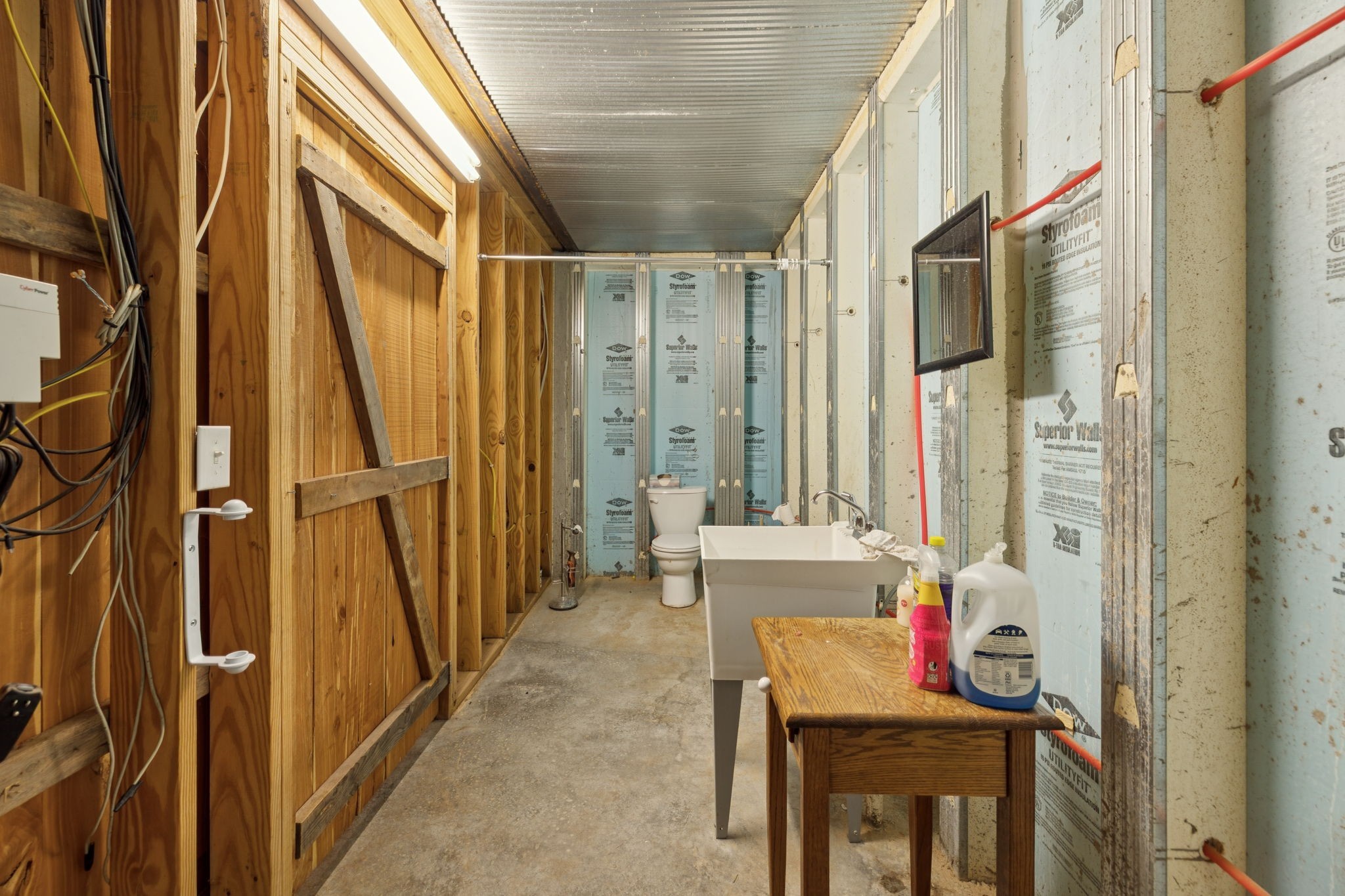 800 Williams Road Lafayette, TN 37083 - Photo 38 of 49 a view of balcony with furniture