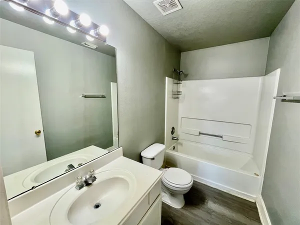 $1,700 | 6103 Settlers Square Lane, Katy, TX 77449