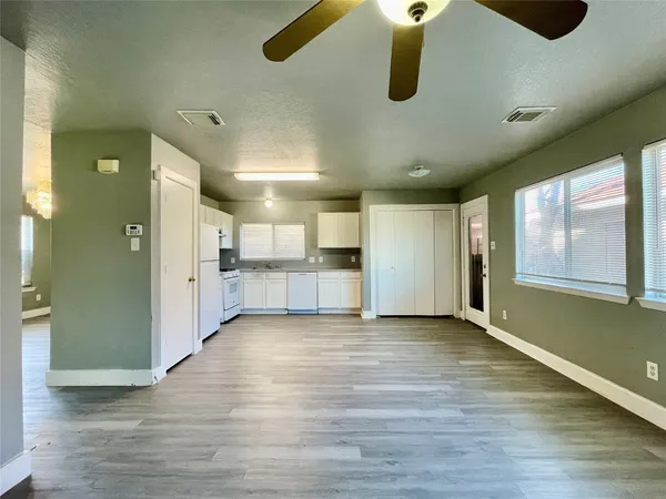 $1,700 | 6103 Settlers Square Lane, Katy, TX 77449