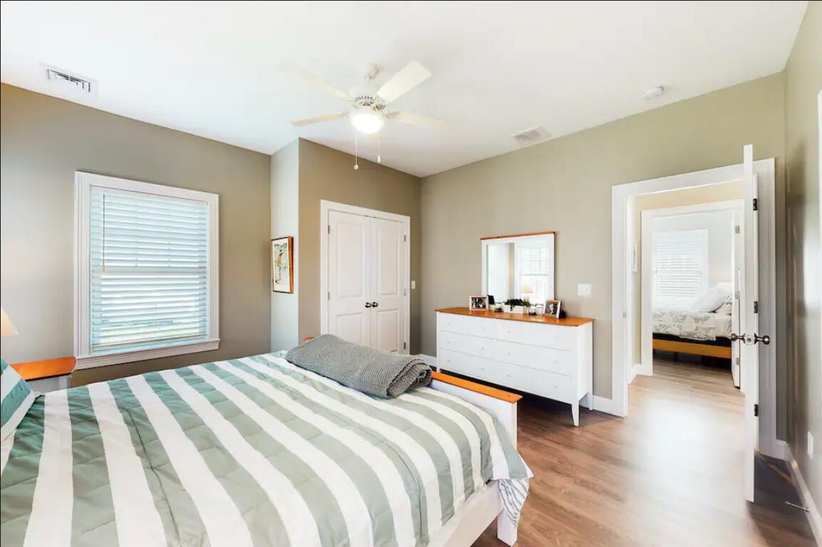 55 Frontier Way, Unit 184 Arundel, ME 04046 - Photo 21 of 54 Pocket Doors