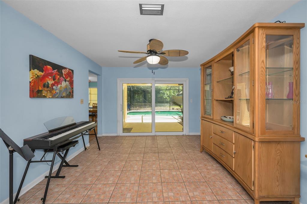 520 Sandy Hook Road Palm Harbor, FL 34683 - Photo 11 of 76
