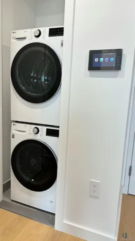 a bathroom with a bathtub and toilet