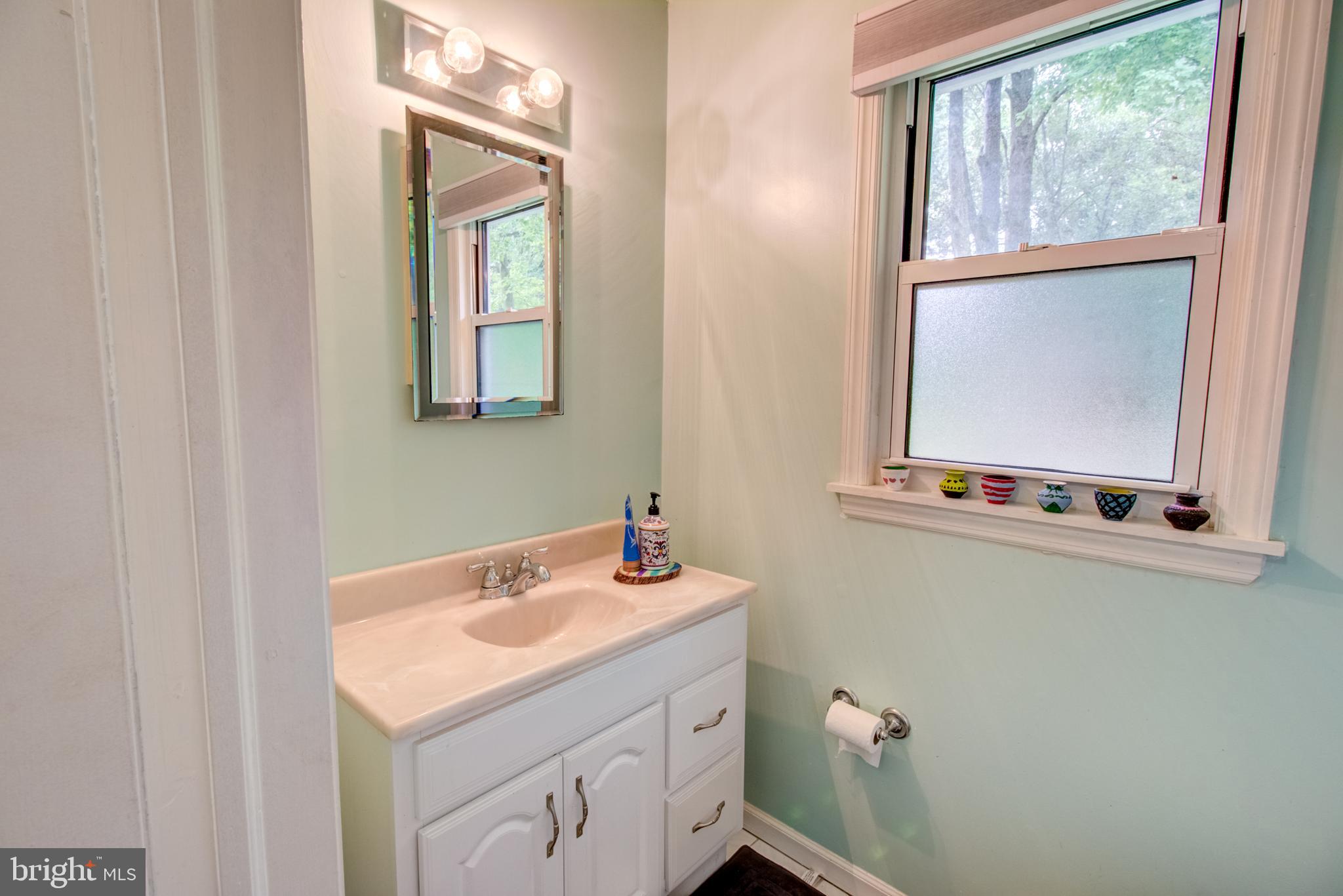 10 South Mill Road Princeton Junction, NJ 08550 - Photo 15 of 32