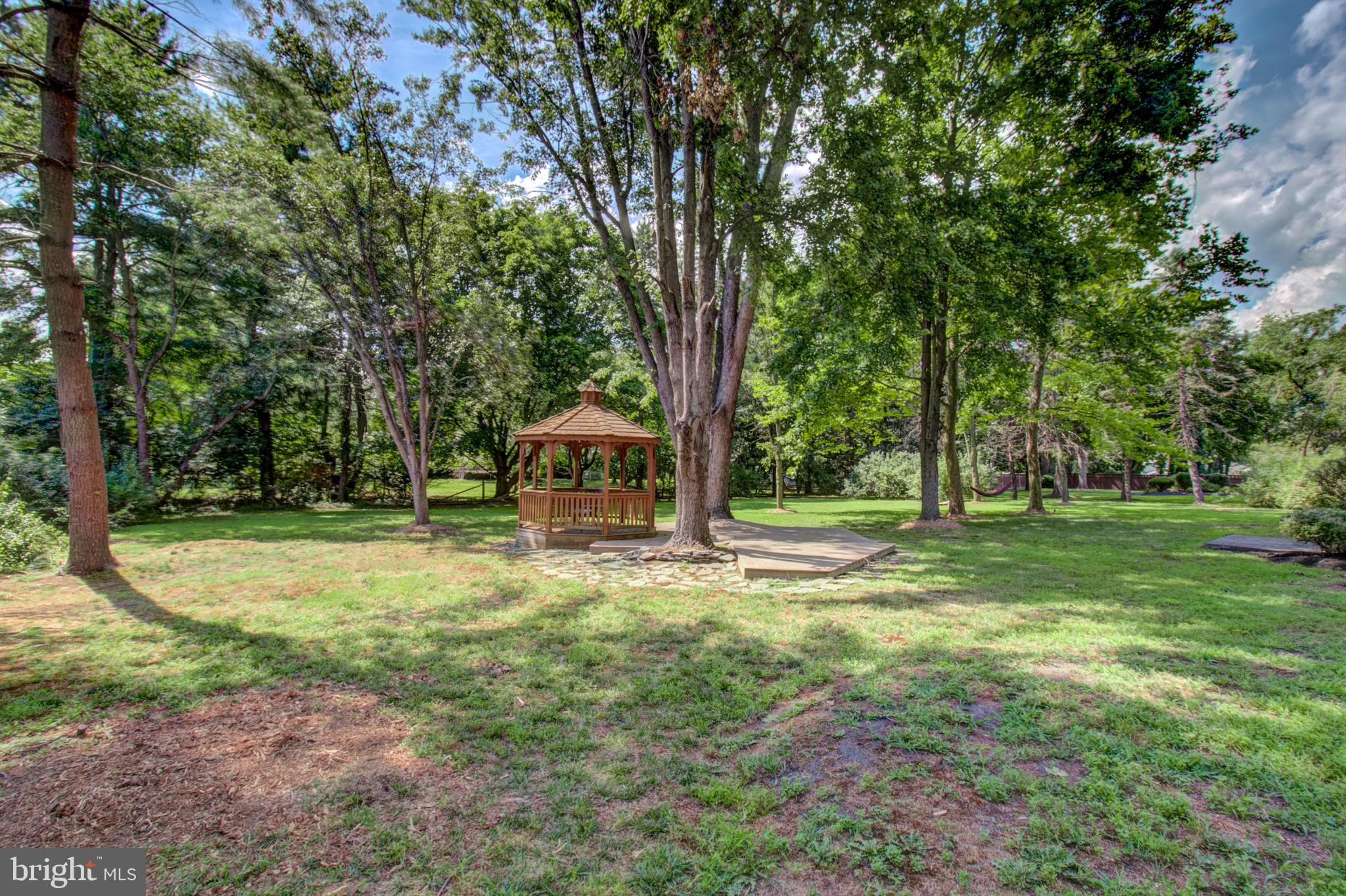 10 South Mill Road Princeton Junction, NJ 08550 - Photo 4 of 32