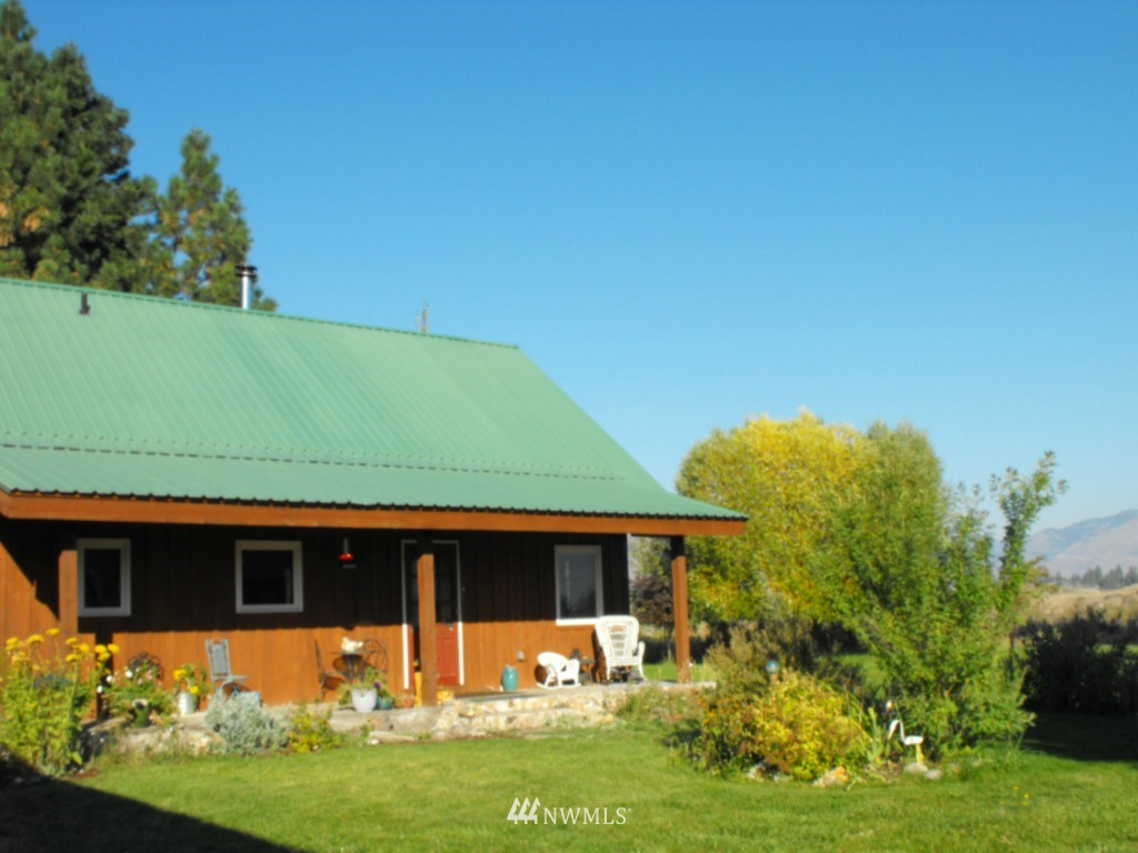 21 Wandling Road Winthrop, WA 98862 - Photo 2 of 14 Gallery Image 2