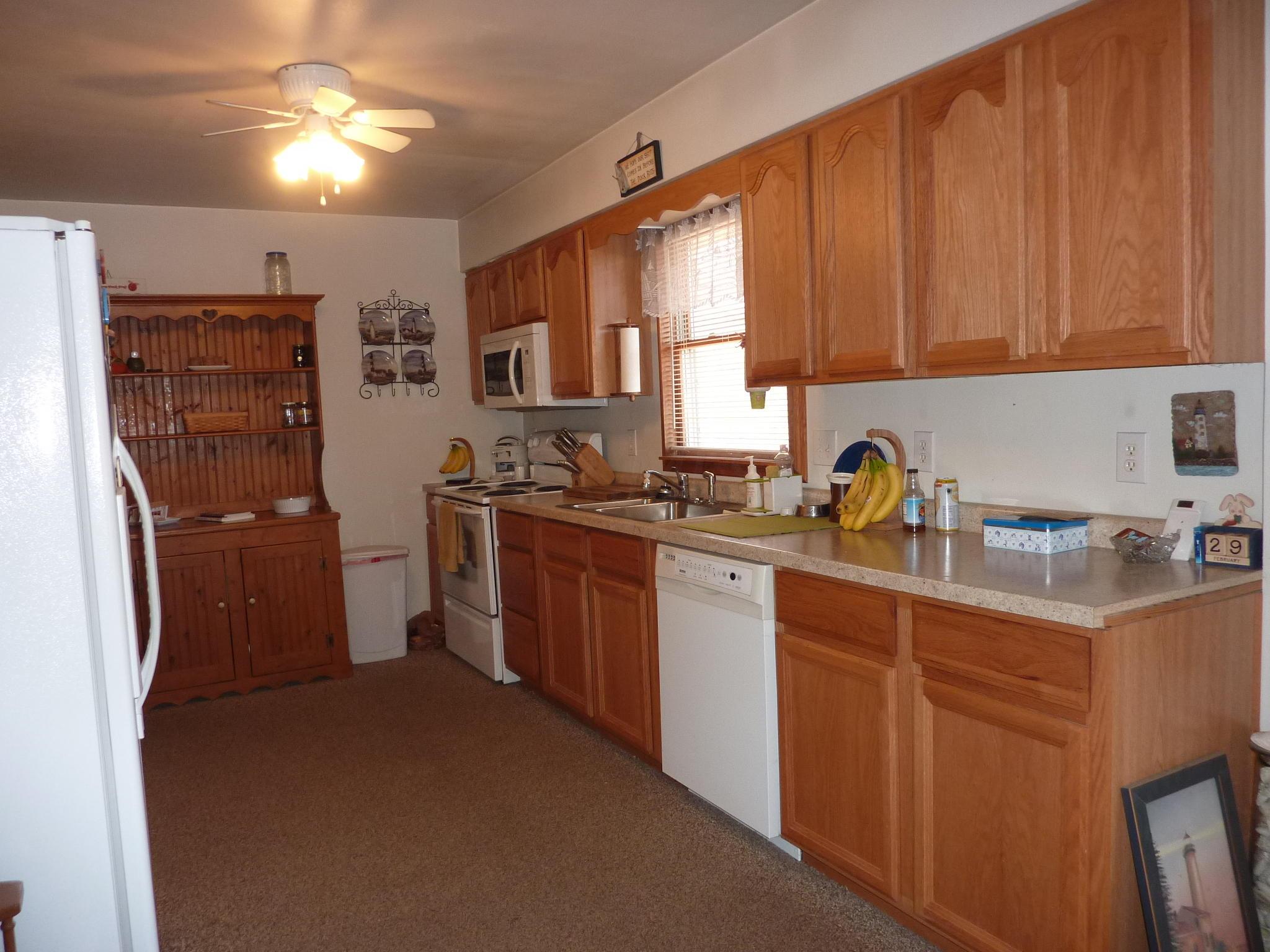 7317 Lancaster Road Hebron, OH 43025 - Photo 14 of 31 Good Counter space