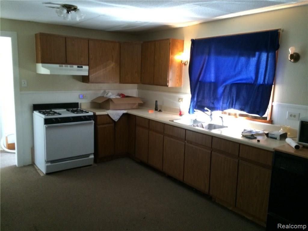 10585 Dewitt Road Belleville, MI 48111 - Photo 26 of 26 IMG_5025.JPG