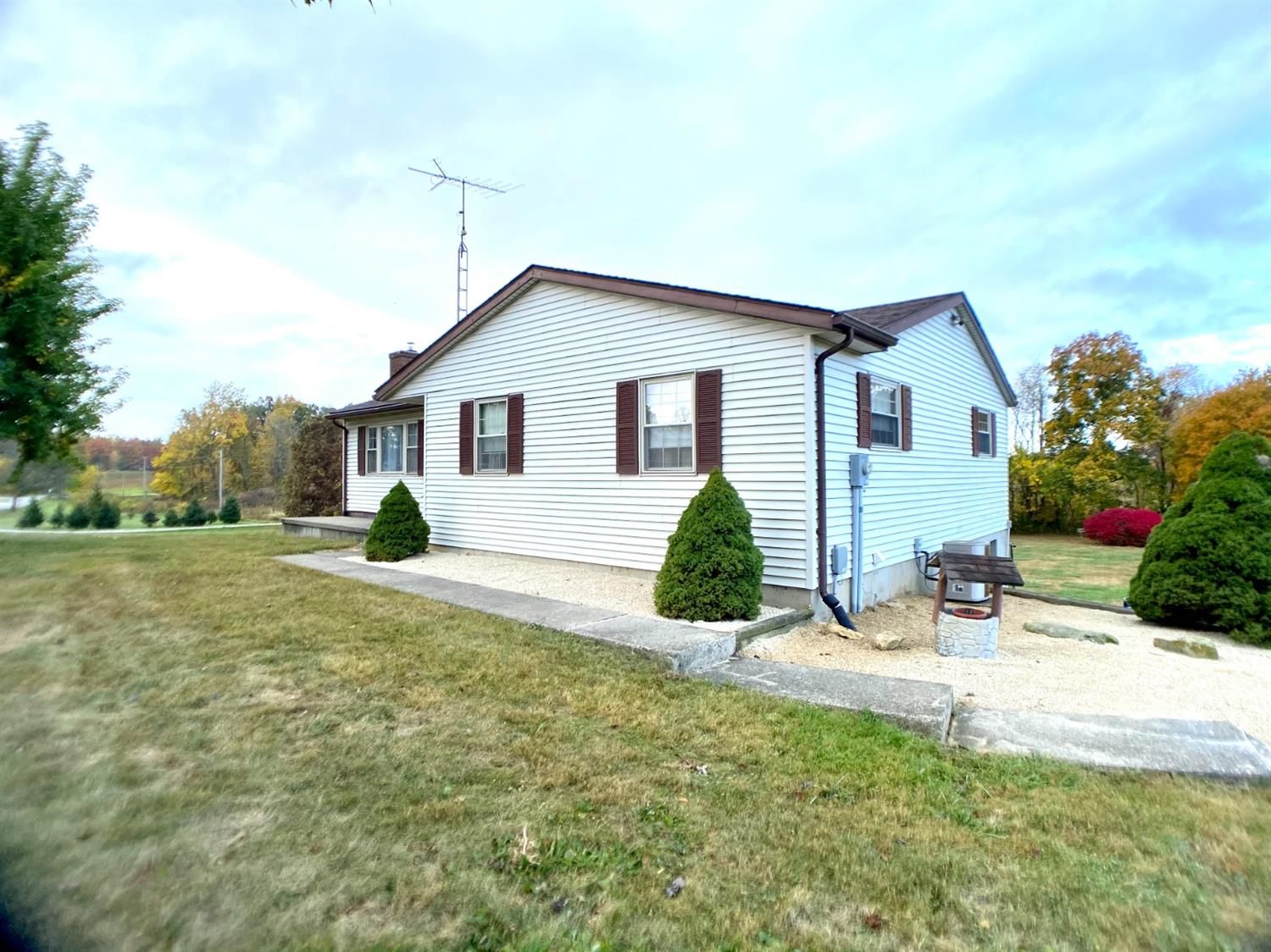 10507 North St Nicholas Road Sunman, IN 47041 - Photo 2 of 41 Gallery Image 2