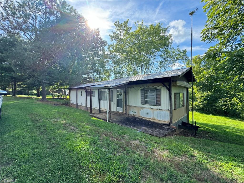 11684 Austin Traphill Road Traphill, NC 28685 - Photo 16 of 18