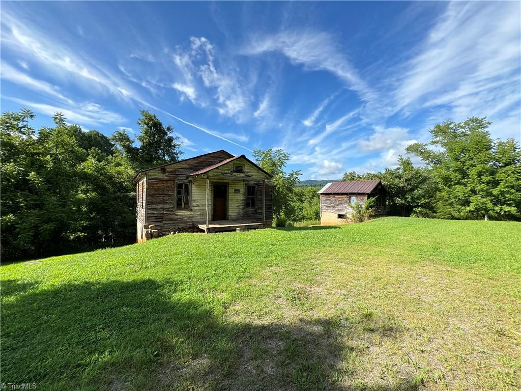 11684 Austin Traphill Road Traphill, NC 28685 - Photo 17 of 18