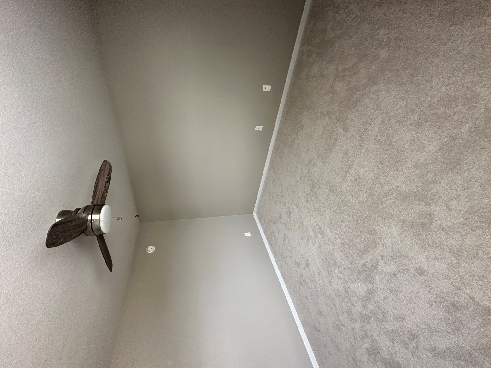 1269 Nevarez Kyle, TX 78640 - Photo 22 of 27 3rd floor bedroom