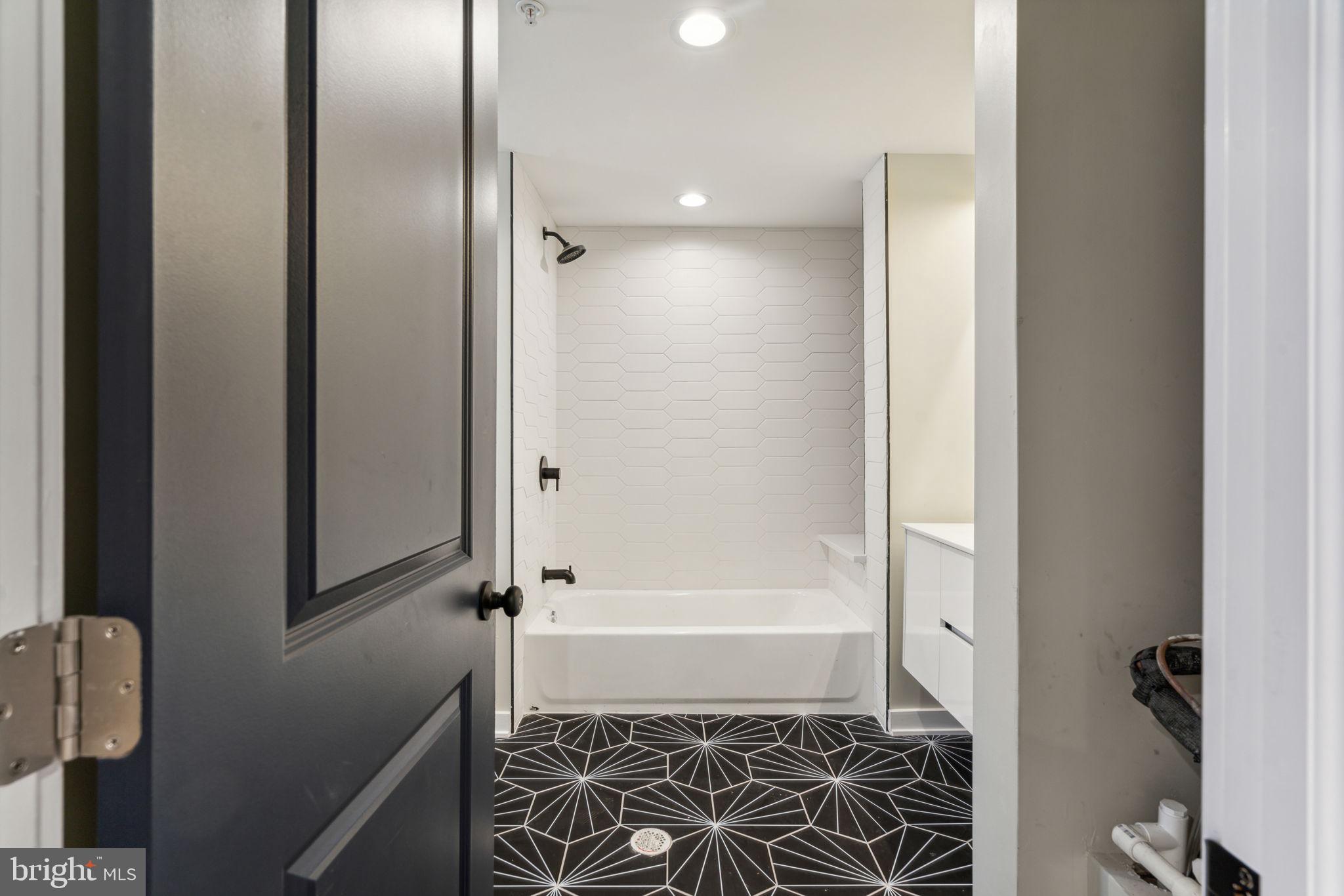 431 South 62nd Street, Unit 1 Philadelphia, PA 19143 - Photo 12 of 23