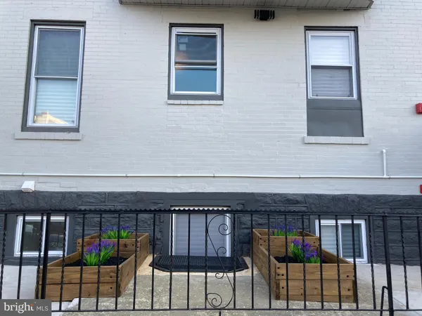 $1,275 | 431 South 62nd Street, Unit 1, Philadelphia, PA 19143