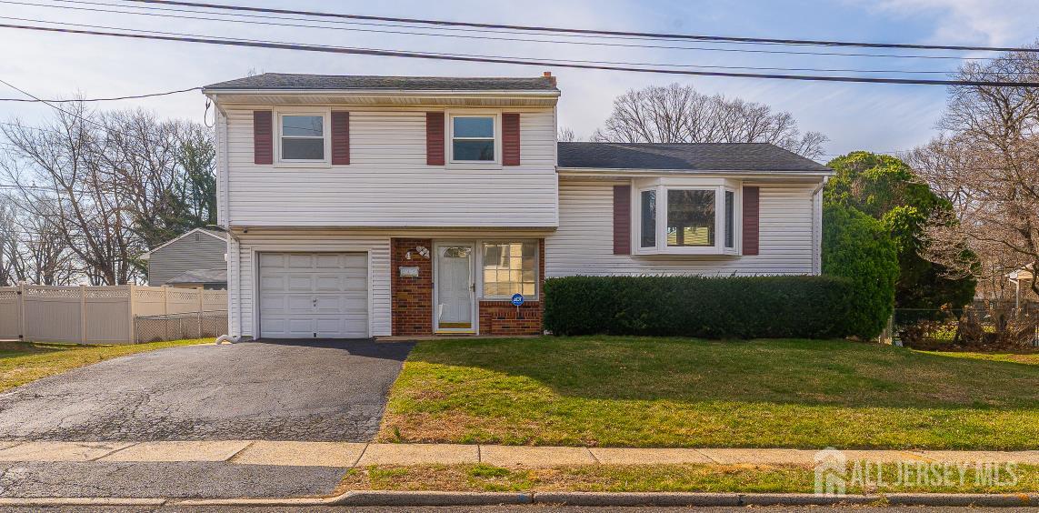 4 Estok Road Edison, NJ 08817 - Photo 2 of 22