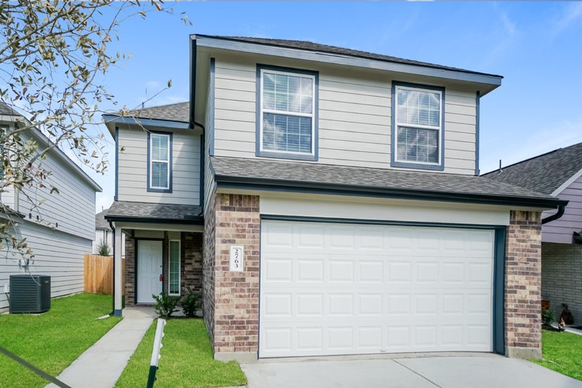 a house that has lot of windows on it