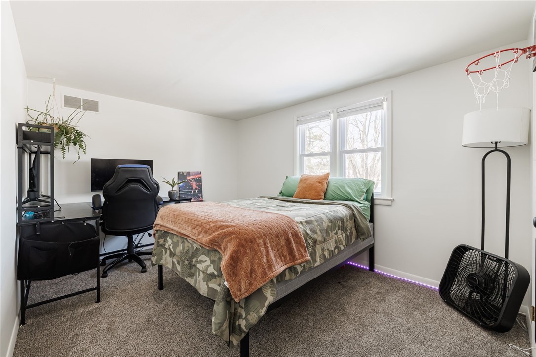 928 Plank Road Penfield, NY 14526 - Photo 17 of 22